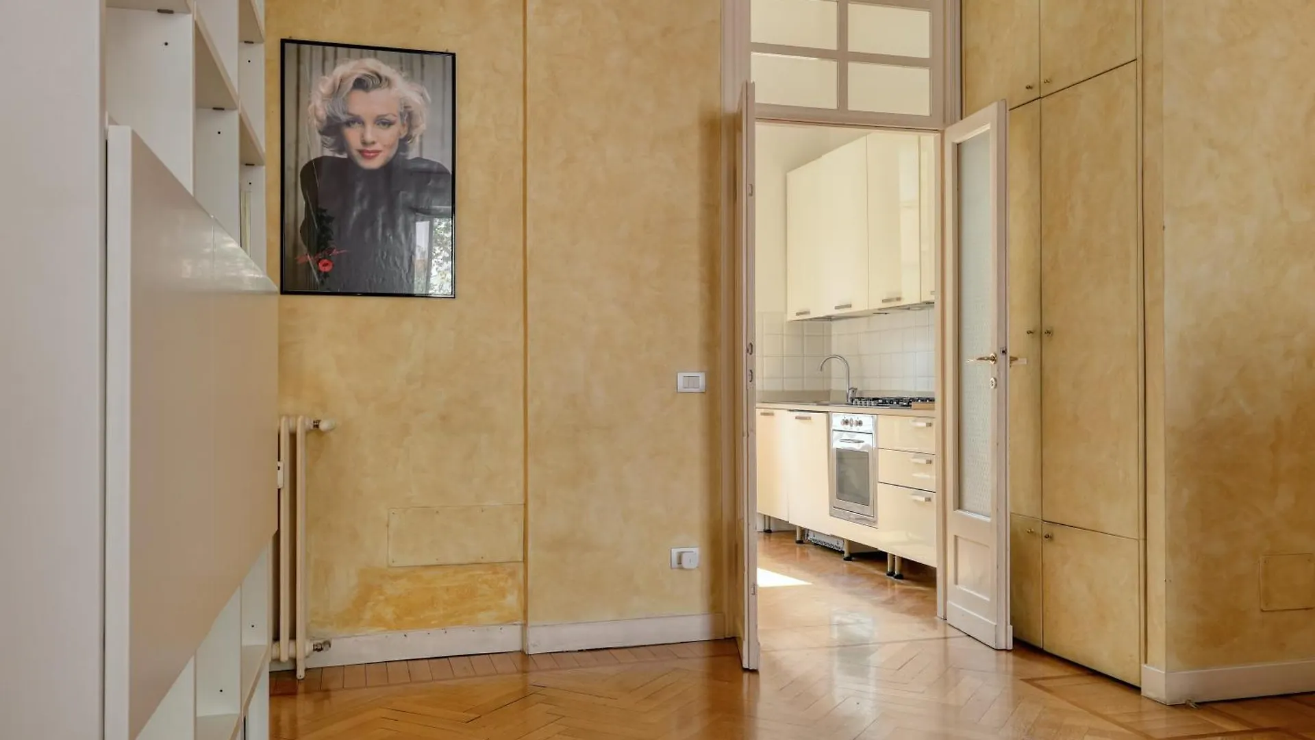 Joivy Warm & Airy Flat Near The City Centre ميلان