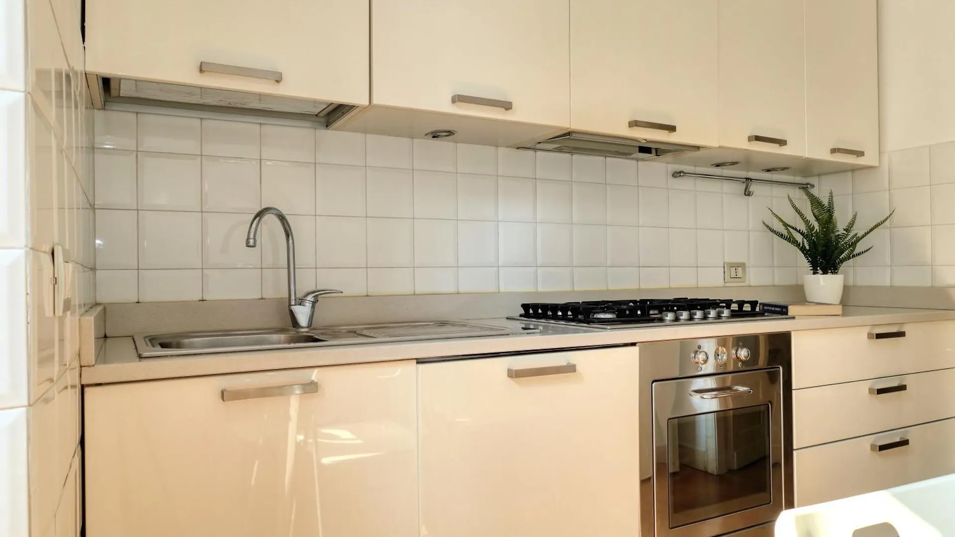 アパート Joivy Warm & Airy Flat Near The City Centre ミラノ イタリア